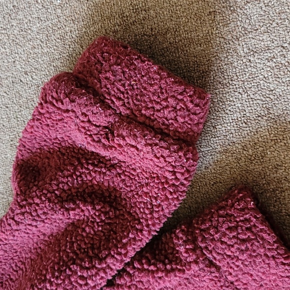 Hot topic burgundy red large sherpa jacket/throw over - Picture 4 of 6